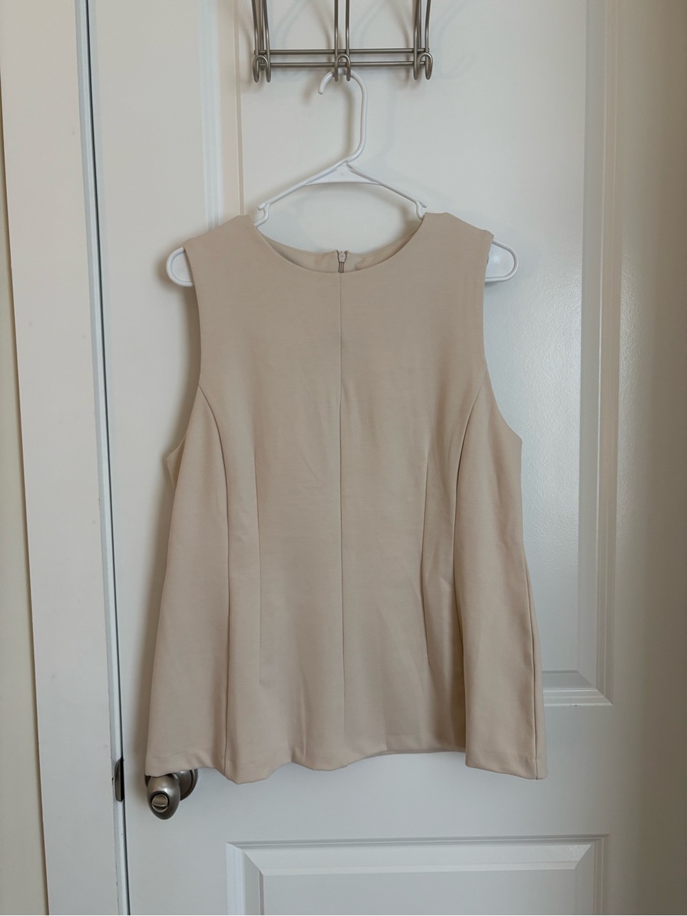 NWT H&M | BEIGE PEPLUM TOP | SIZE LARGE